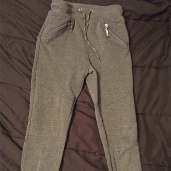 Joggers - Picture 2 of 2
